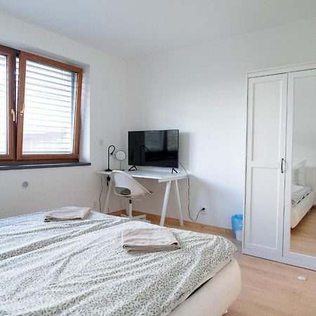 The Dante Villa Apartments プラハ エクステリア 写真