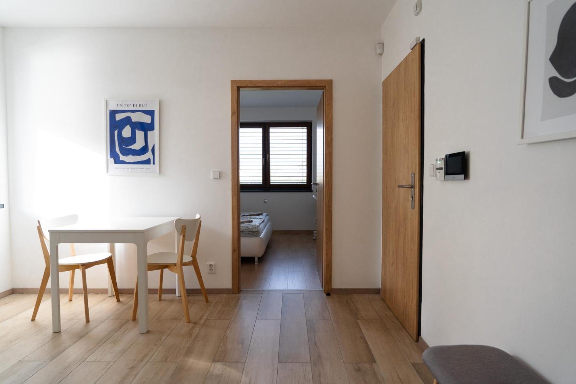 The Dante Villa Apartments プラハ エクステリア 写真
