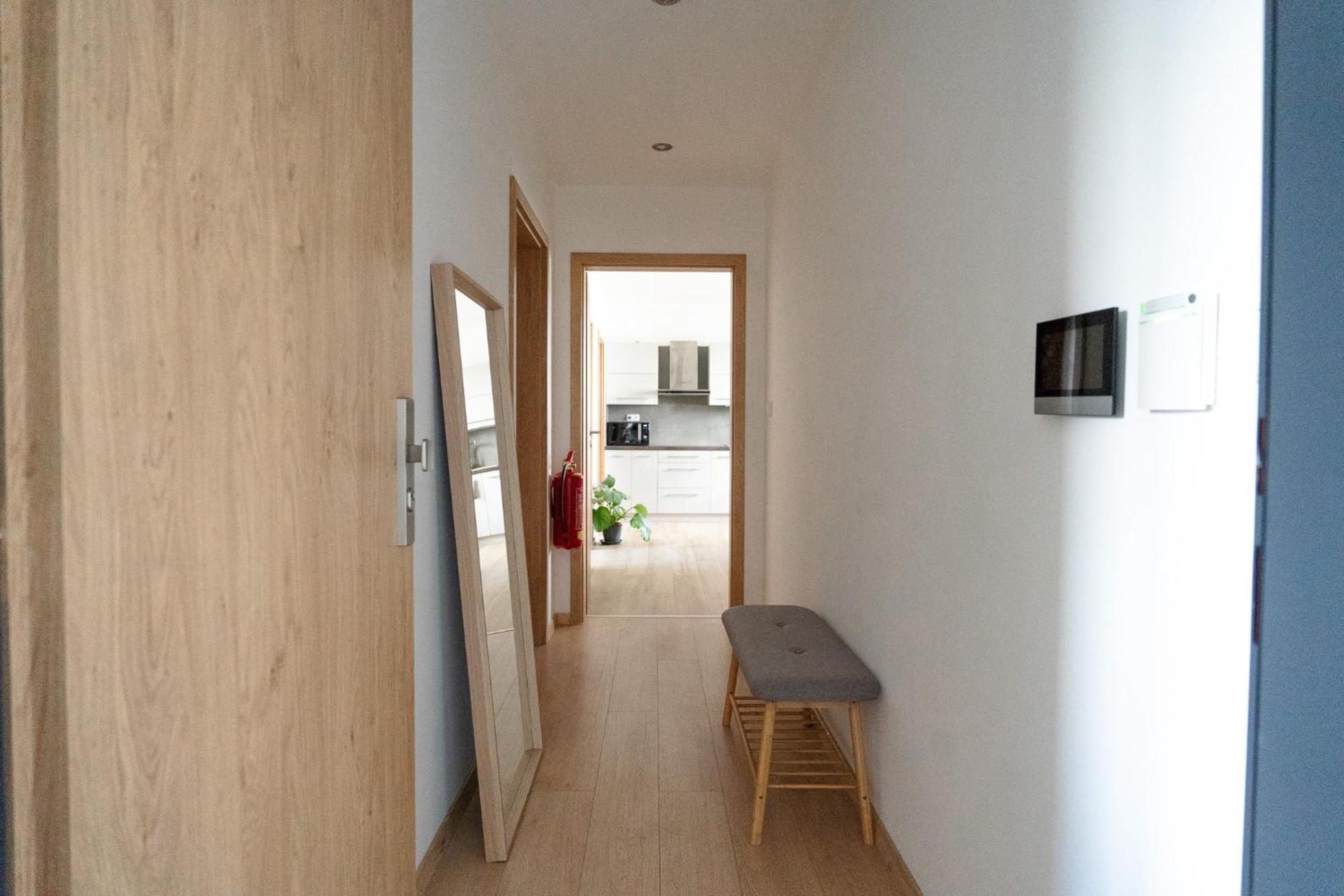 The Dante Villa Apartments プラハ エクステリア 写真
